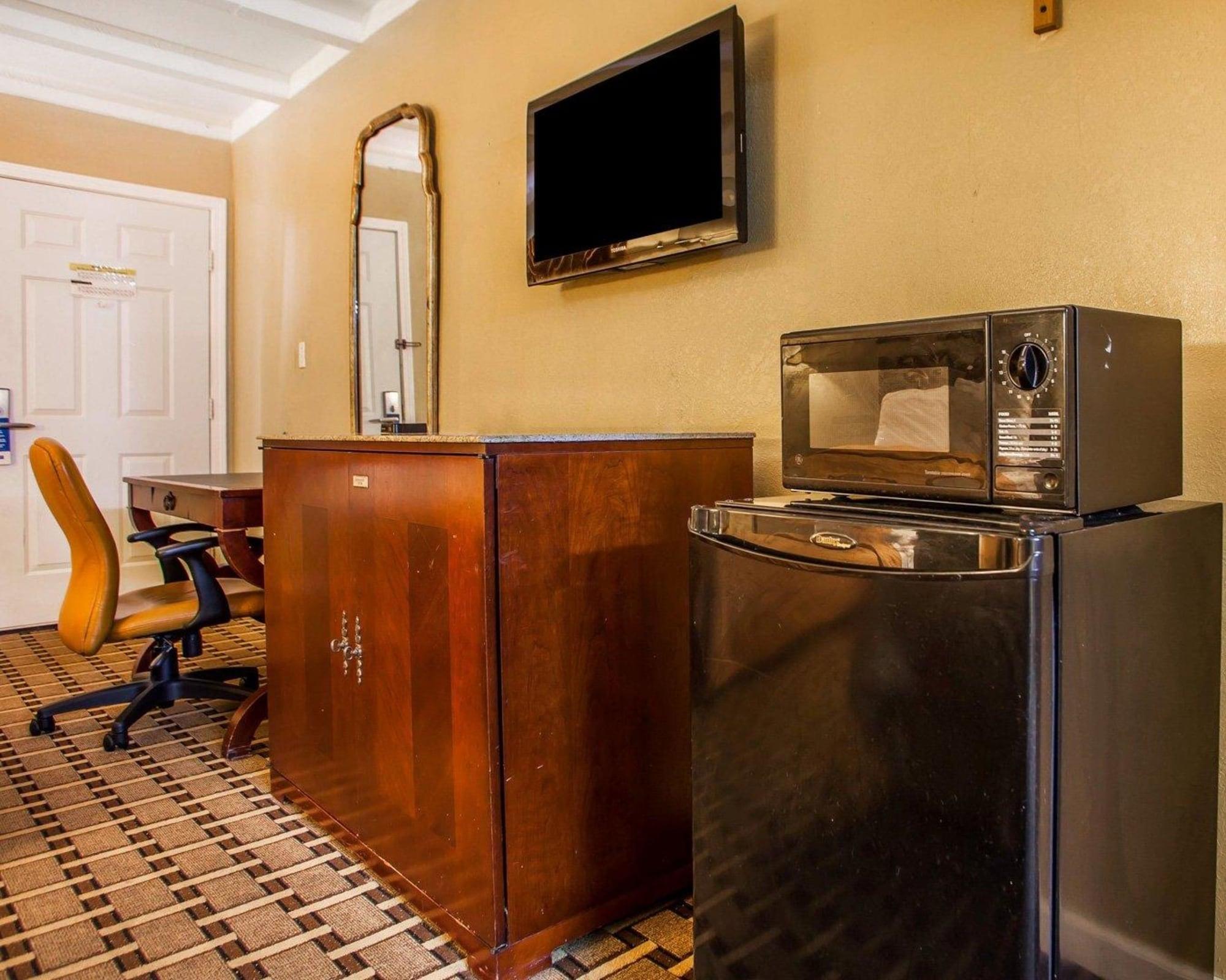 Rodeway Inn Nashville Airport Экстерьер фото