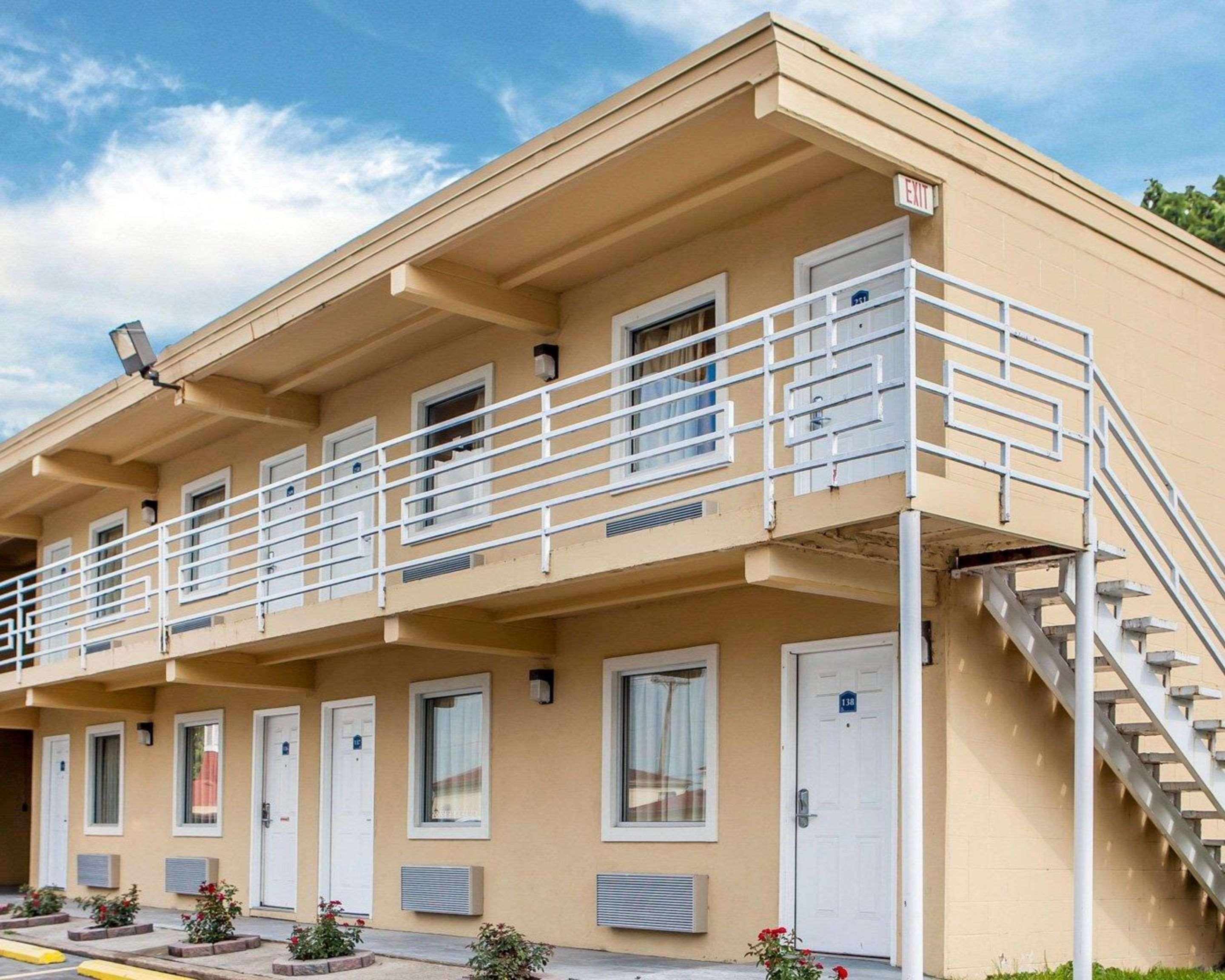 Rodeway Inn Nashville Airport Экстерьер фото